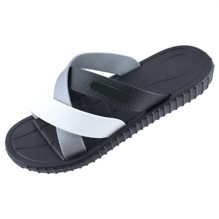 آشنایی مختصر با انواع دمپایی مردانه 