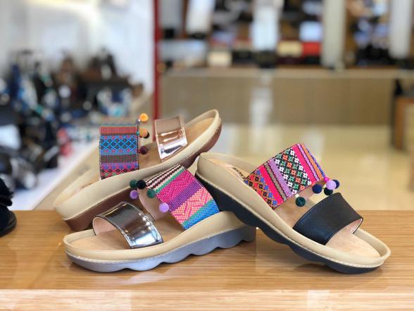 شرکت توزیع دمپایی روفرشی صادراتی در ایران 