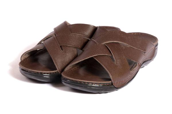 توزیع دمپایی چرم مردانه در تبریز بصورت عمده ای