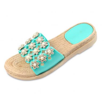 عواملی که بر کیفیت دمپایی پلاستیکی ترک تاثیر دارد 