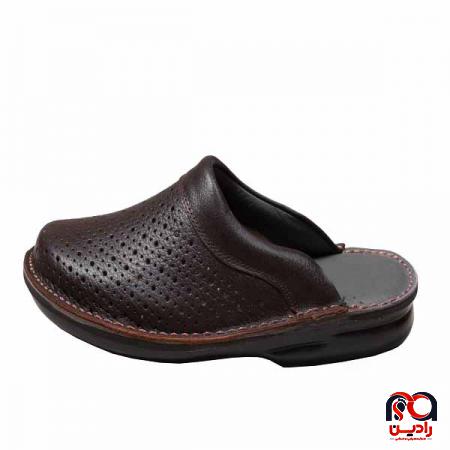 ویژگی بهترین انواع دمپایی چرم جلو بسته مردانه